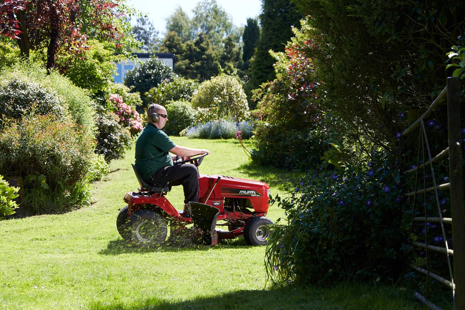 Professional gardener working in Manchester